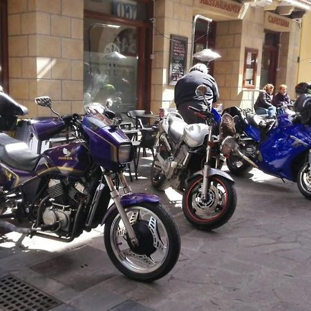 Hotel Jaques Jaca Exterior foto