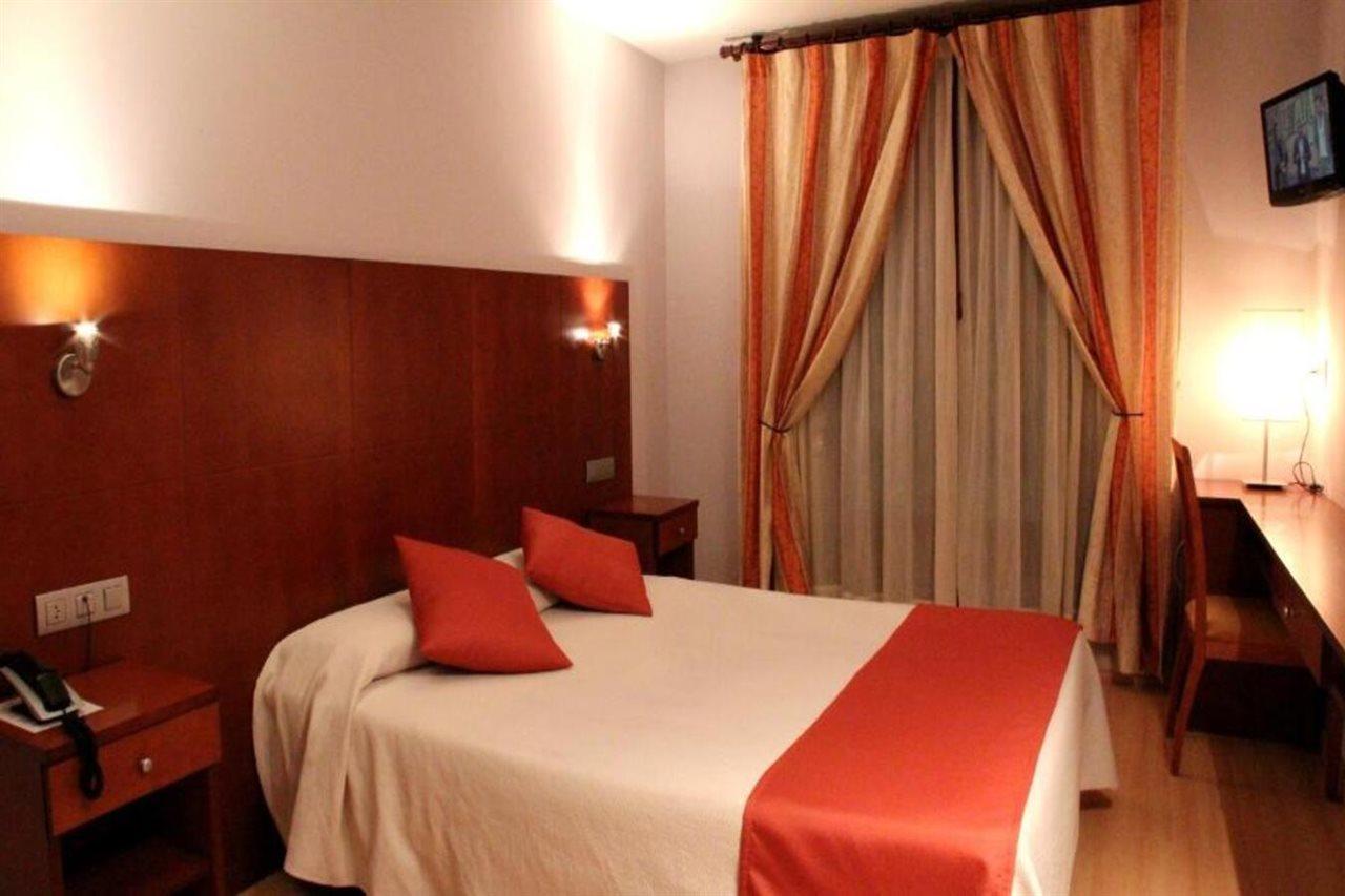 Hotel Jaques Jaca Exterior foto