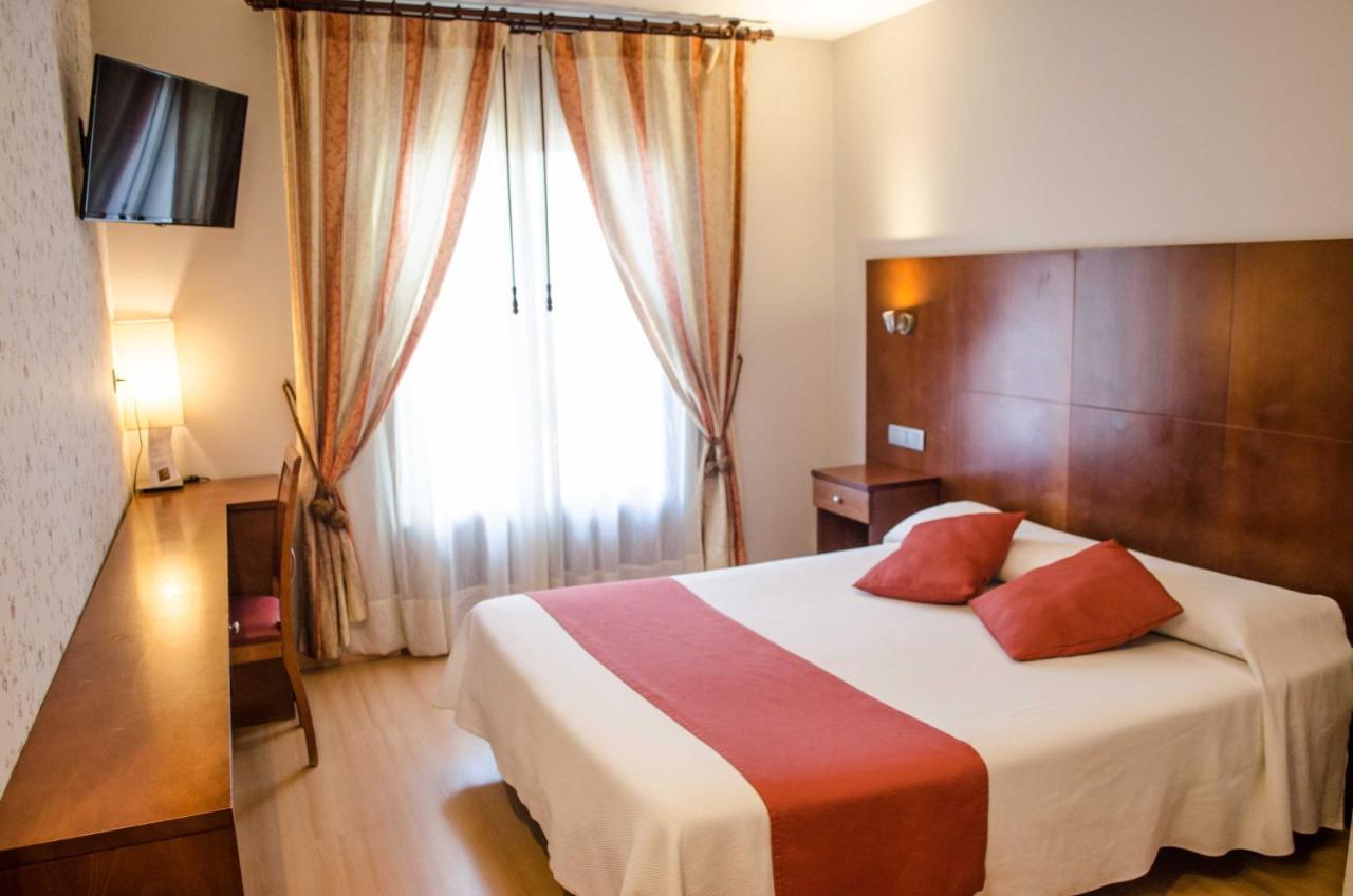 Hotel Jaques Jaca Exterior foto