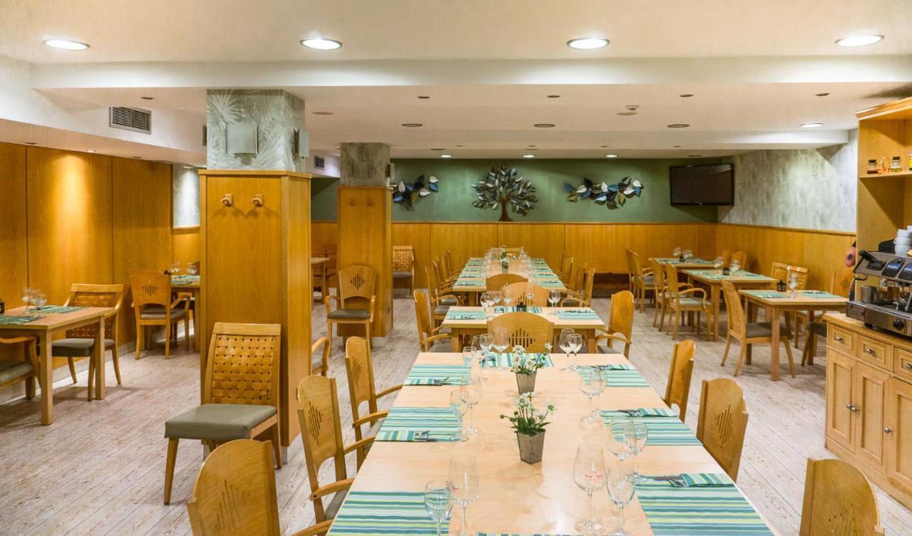 Hotel Jaques Jaca Exterior foto